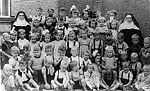 Foto van een schoolklas uit Oirsbeek. Heeft u namen dan gaarne even mailen.