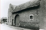 "De Peperkookeman" gebouwd in 1737 en gelegen aan de Dorpstraat in Oirsbeek. het monumentale pand werd in 1960 afgebroken en werd vanaf 1901 bewoond door de familie Douven.